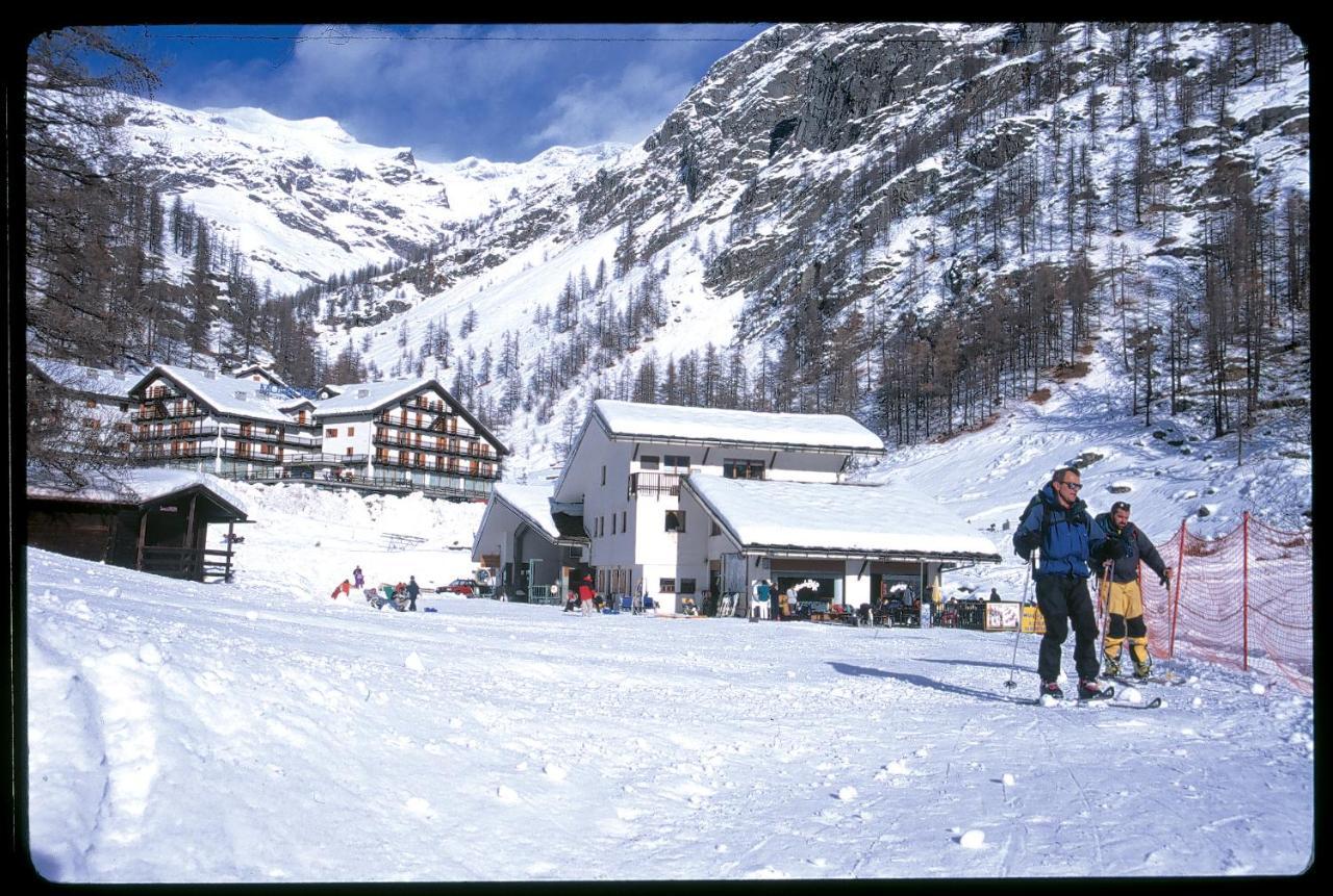 La Trinite Monboso Hotel Gressoney-la-Trinité Exteriör bild