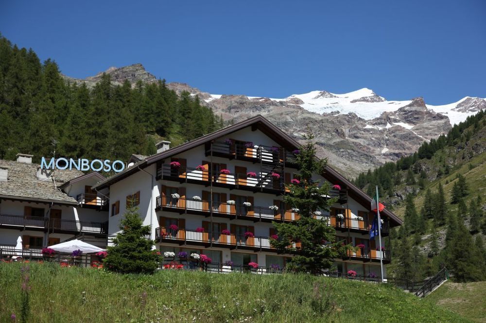 La Trinite Monboso Hotel Gressoney-la-Trinité Exteriör bild